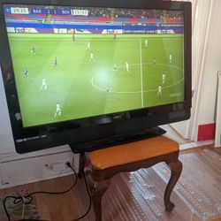 Tv Vizio ,42 Inch For Sale Good Condition . $50