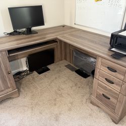 Corner Desk