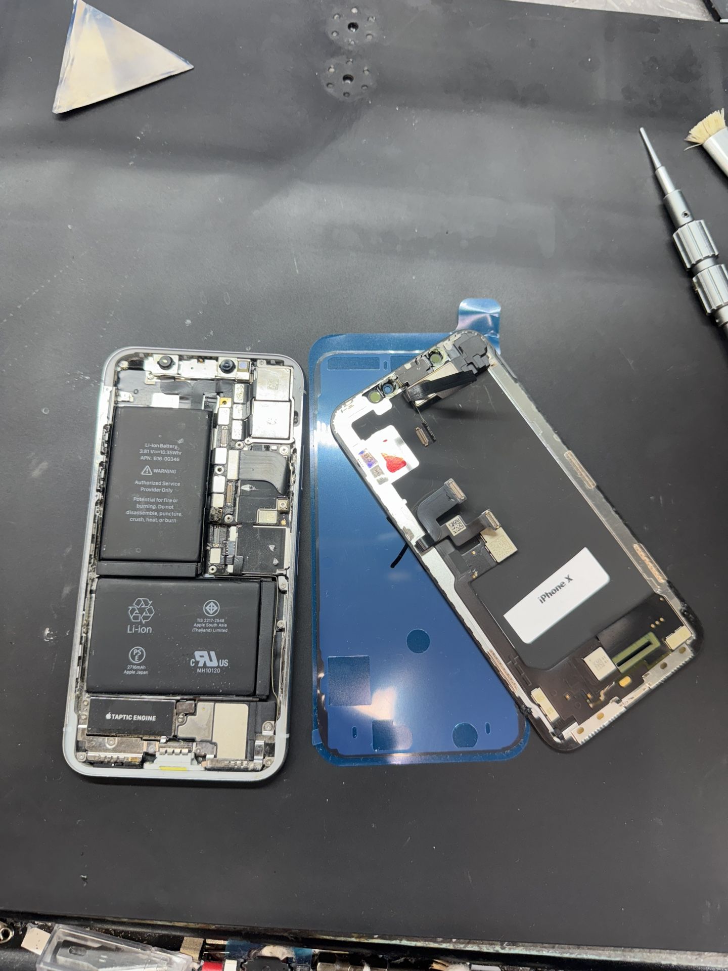 iPhone X LCD