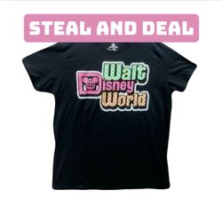 Walt Disney World Black T-Shirt Size Small 