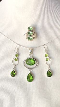Sterling Silver.925 Green Peridot Pendant,Ring And Earrings Set.
