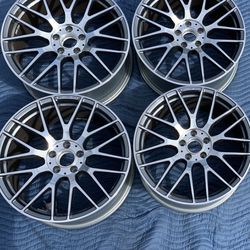 AMG WHEELS FRONT AND REAR PERFECT CONDITION!