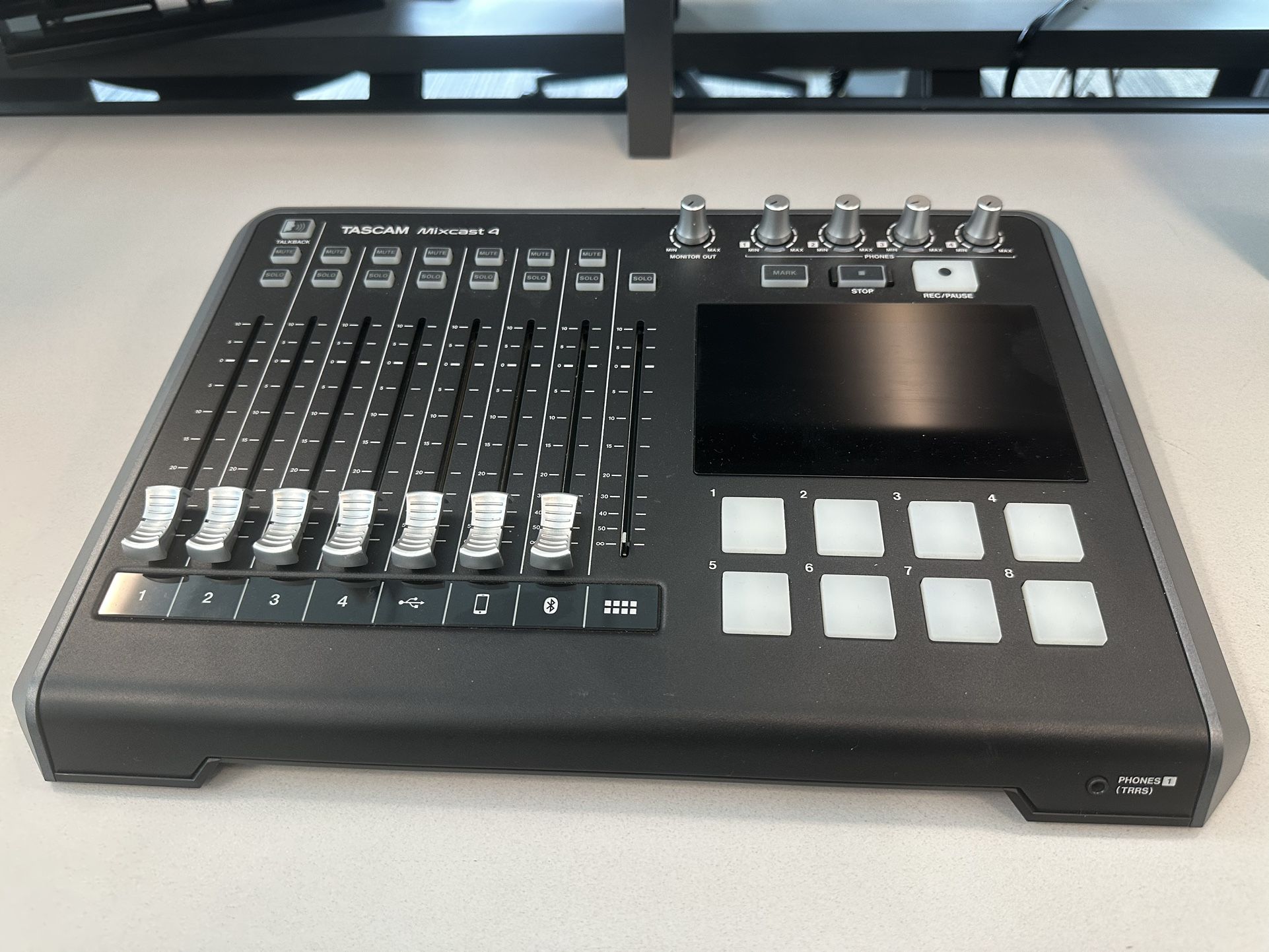 TASCAM Mixcast 4 - Digital Podcast Mixer