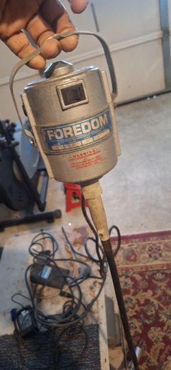 Jewelry cutting and  machine