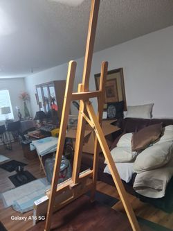 Painter stand recovered from a dump storage unit. Sure someone can use it