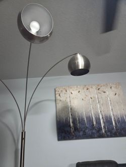 Floor lamp