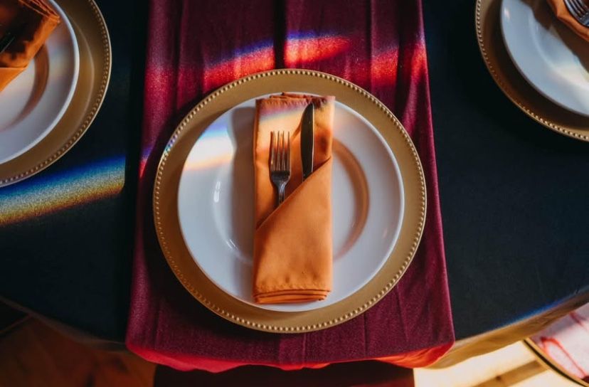 Table Runners And Napkins