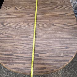 Oval Pedestal Casino Table