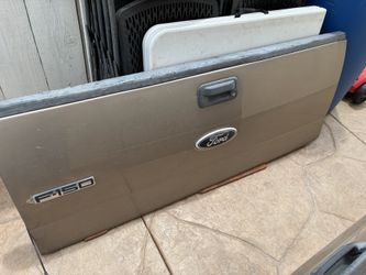 Ford F150 Tailgate