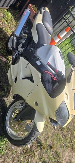 Zzr600