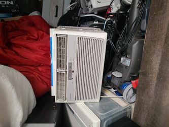 Wall Plug In Ac For Sale Good Condition