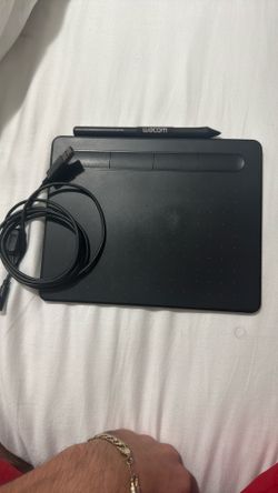 Wacom Intous Drawing Tablet