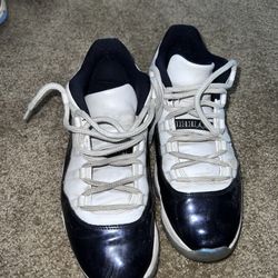 Jordan 11 Emerald Lows
