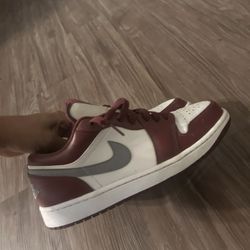 Jordan 1 Low 