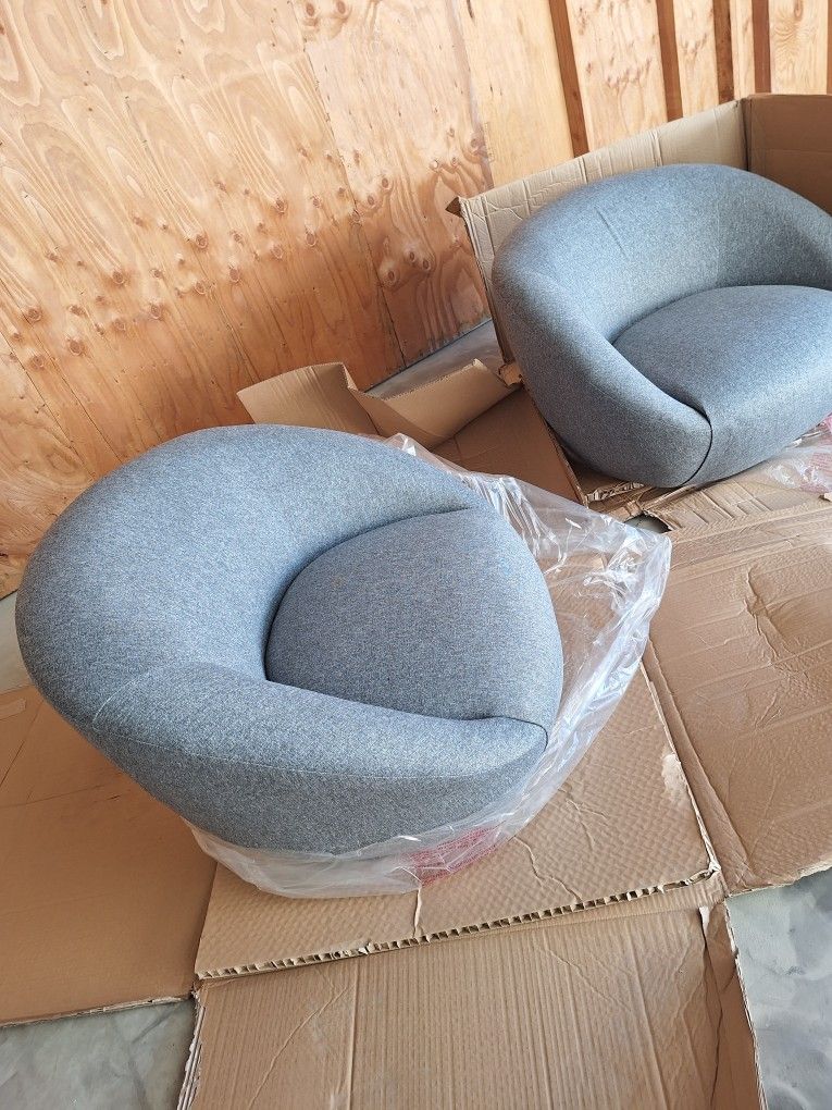 Gray Fabric Room Decoration's $240 FIRM