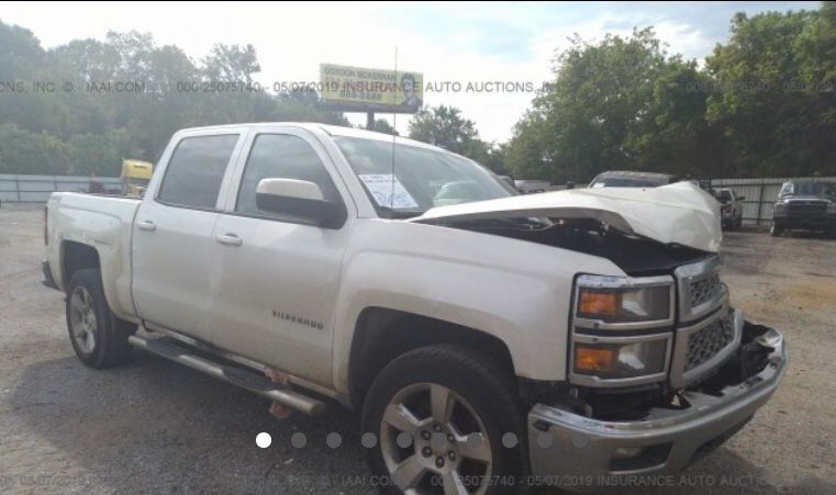 2015 Chevy Silverado LT 4x4 crew cab parts truck 1500