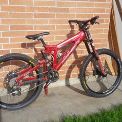 2004 Santa Cruz V10 Model 1 for Sale in Bellevue WA OfferUp