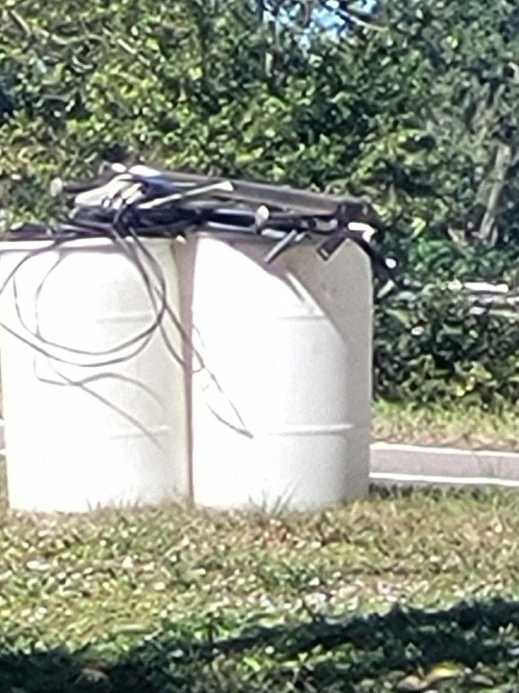 3 Plástico Drones And Metal Scrap ,free