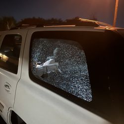 Auto Glass / Vidrios Para Carros Y Trocas 