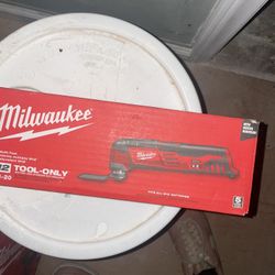 Milwaukee 