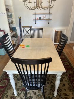 Dinning Table And 4 Chairs