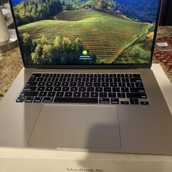 Mac book Pro Air 15 Inches