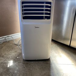 Like New 8,000 Btus Remote And Exhaust Included Firm 200