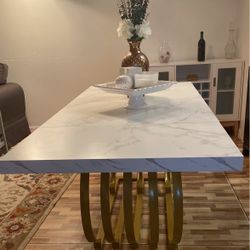 Dining Room Table