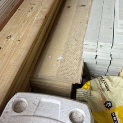 Soffit De 12”x12’