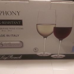 LUIGI BORMIOLI Wine Glasses