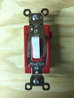 20Amp 120V/277V light switch.