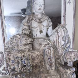 Quan Yin Statue- STUNNING!