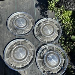 Pontiac Tempest Hubcaps