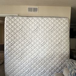 White King Size Mattress 