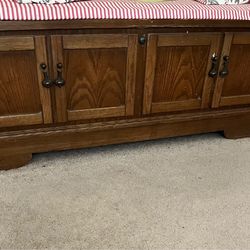 Heavy oak wood hope chest with removable top