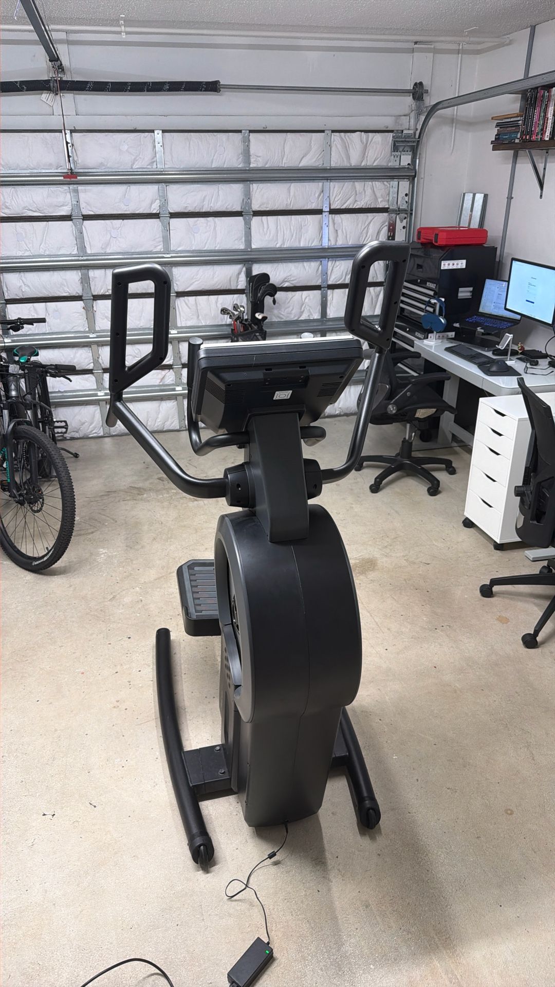 Elliptical Machine - Pro-Form Pro HIIT H14