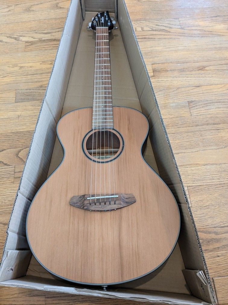 Like New Breedlove Acoustic Guitar, Never Played