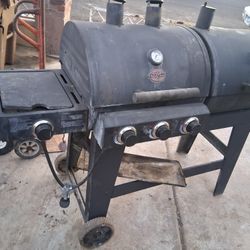 Grill And Smoker