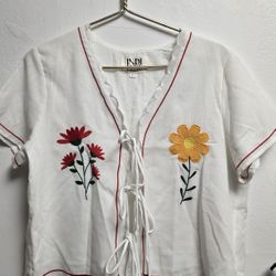 Indi Luxe Floral Embroidered Tie Front Blouse L White Boho
