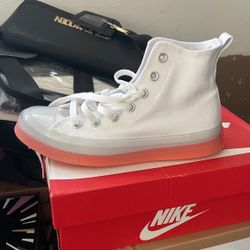 Chuck Taylor All Star CX Women 7, Men 5