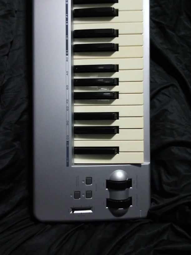 M Audio Midi Keyboard 88 Keystation 88es