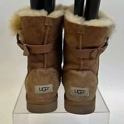 UGG Women's Brown Shearling Winter Boots - Size 7