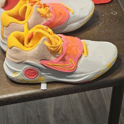 Never Worn Kd Trey 5 Orange Punch 