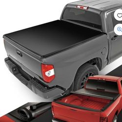 Toyota Tundra 5-1/2 Ft roll up bed cover year 2022