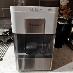 Frigidaire Ice Maker