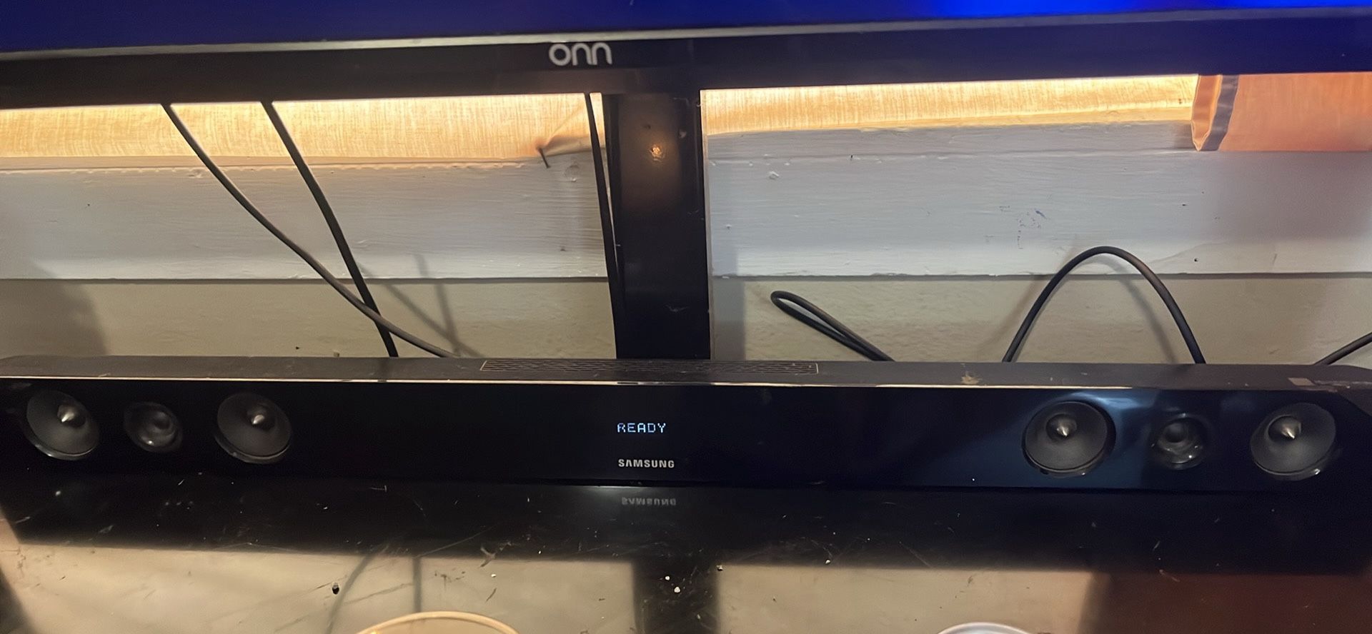 Samsung Subwoofer And Speaker