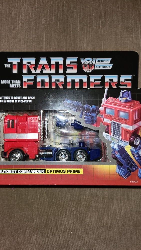 Transformers G1 Optimus Prime Reissue