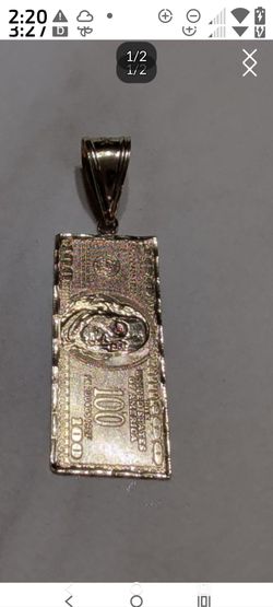 10k charm (4.24 grams)never used!!