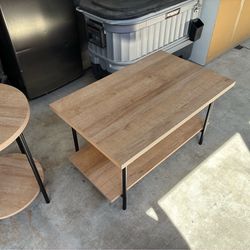 Desk and end tables