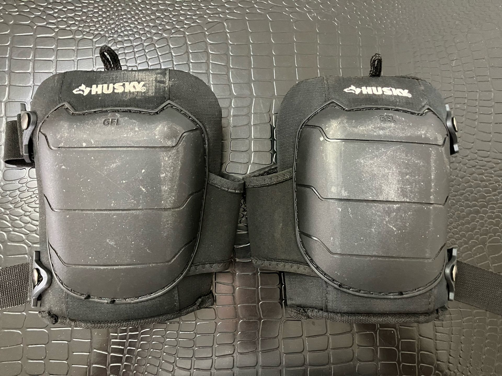 Gel cap Non-marring Knee pads